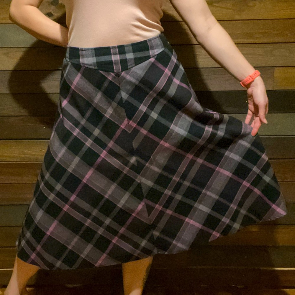 Jones & Co plaid skirt